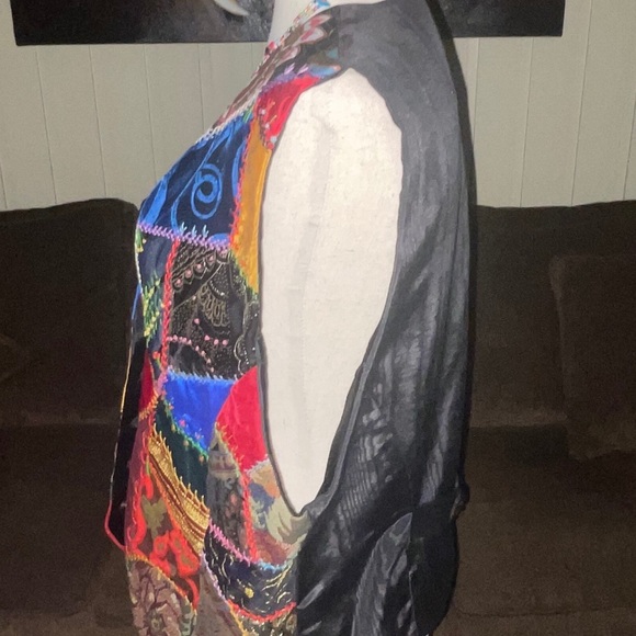 Crazy Horse Collection • Large •Multi-Colors • Patches • Hippy • Geometric •Vest - Picture 12 of 16